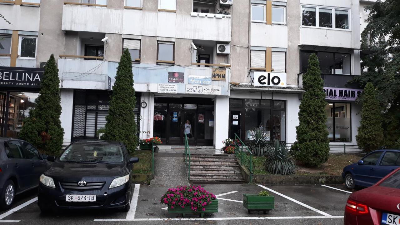 View Lägenhet Skopje Exteriör bild