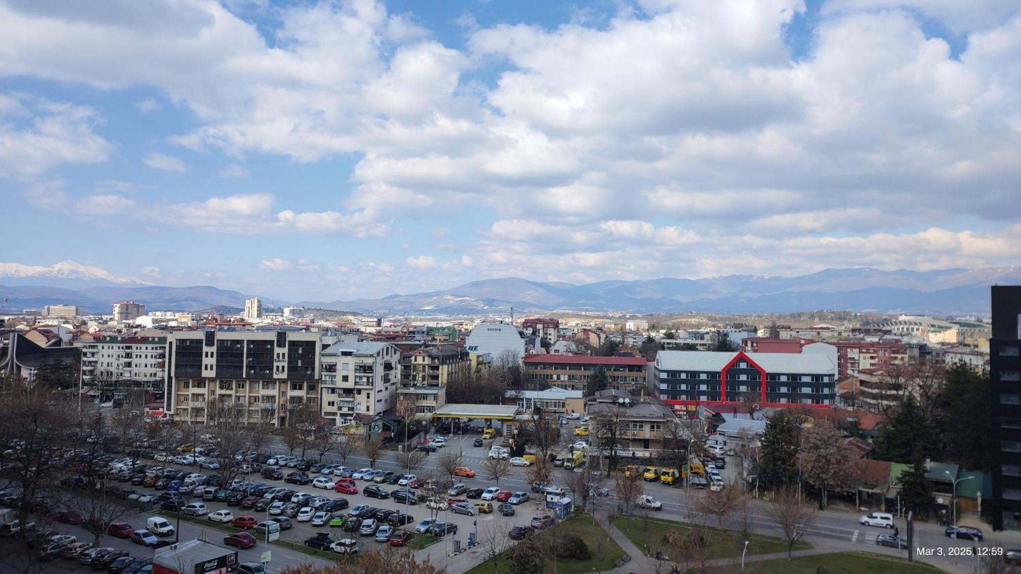 View Lägenhet Skopje Exteriör bild